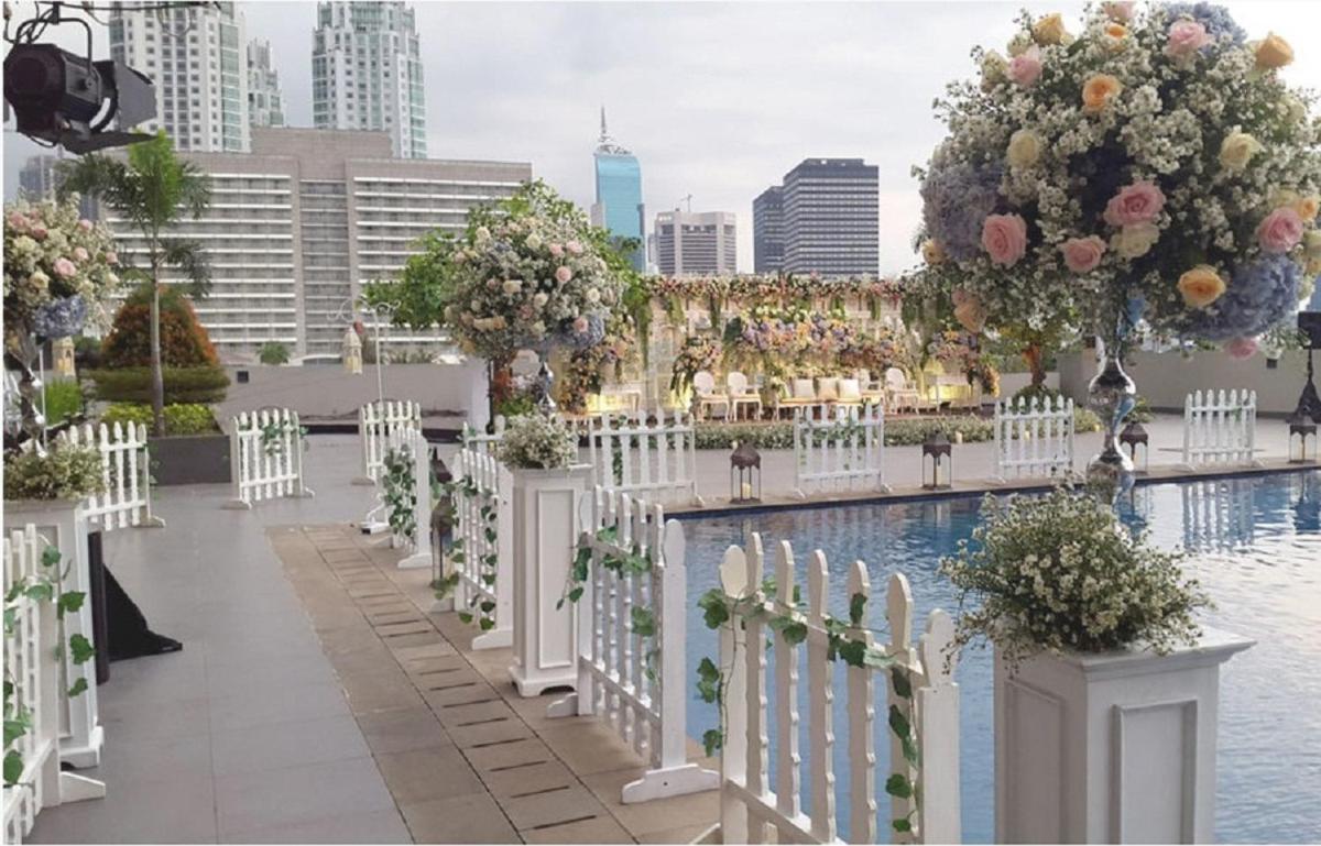 Royal Kuningan Hotel Джакарта Екстериор снимка