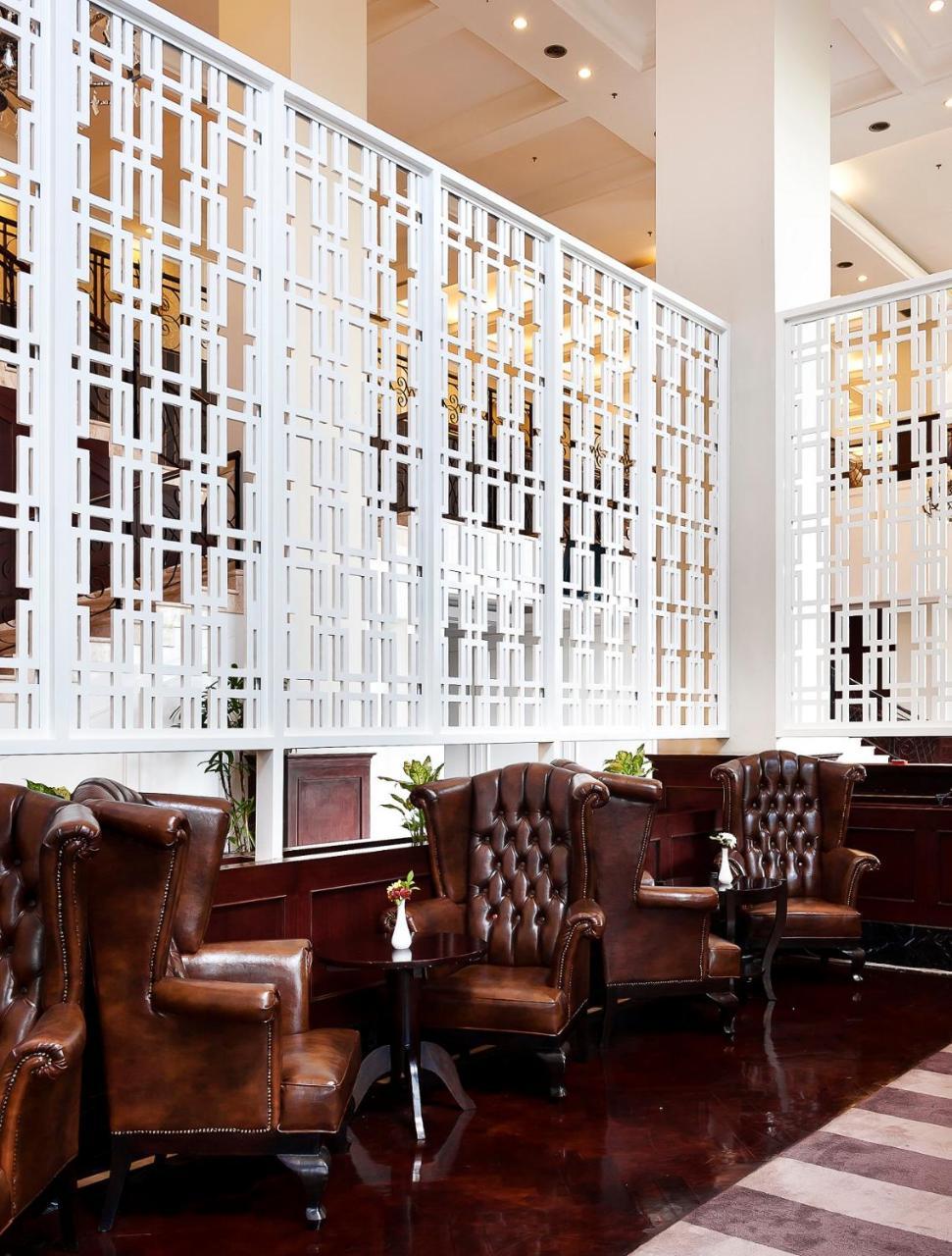 Royal Kuningan Hotel Джакарта Екстериор снимка